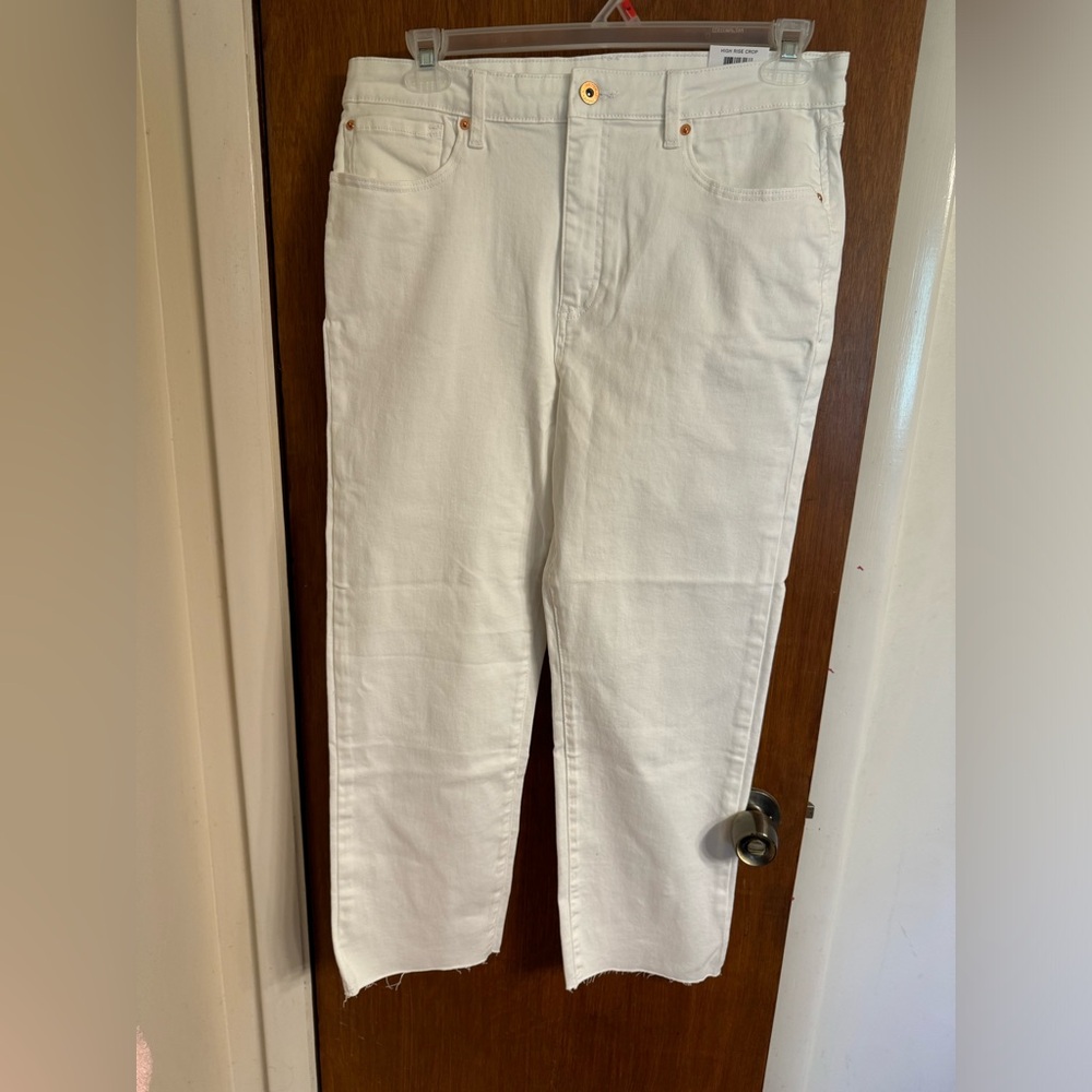 NWT INC Denim White High Rise Crop Jeans, Size 14/32 Retail $59.50